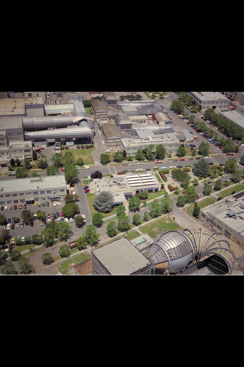 Ames Facility Aerials: N-235