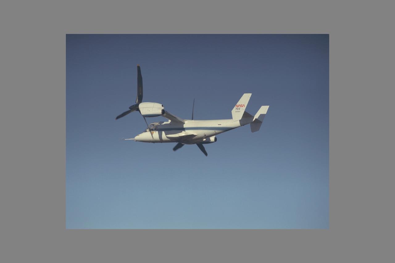 XV-15 (NASA 703) in flight with ATB (Advanced Tiltrotor Blades), Conventional mode