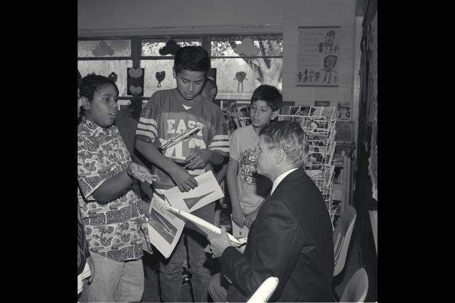 NASA image: ARC-1991-A91-0102-21