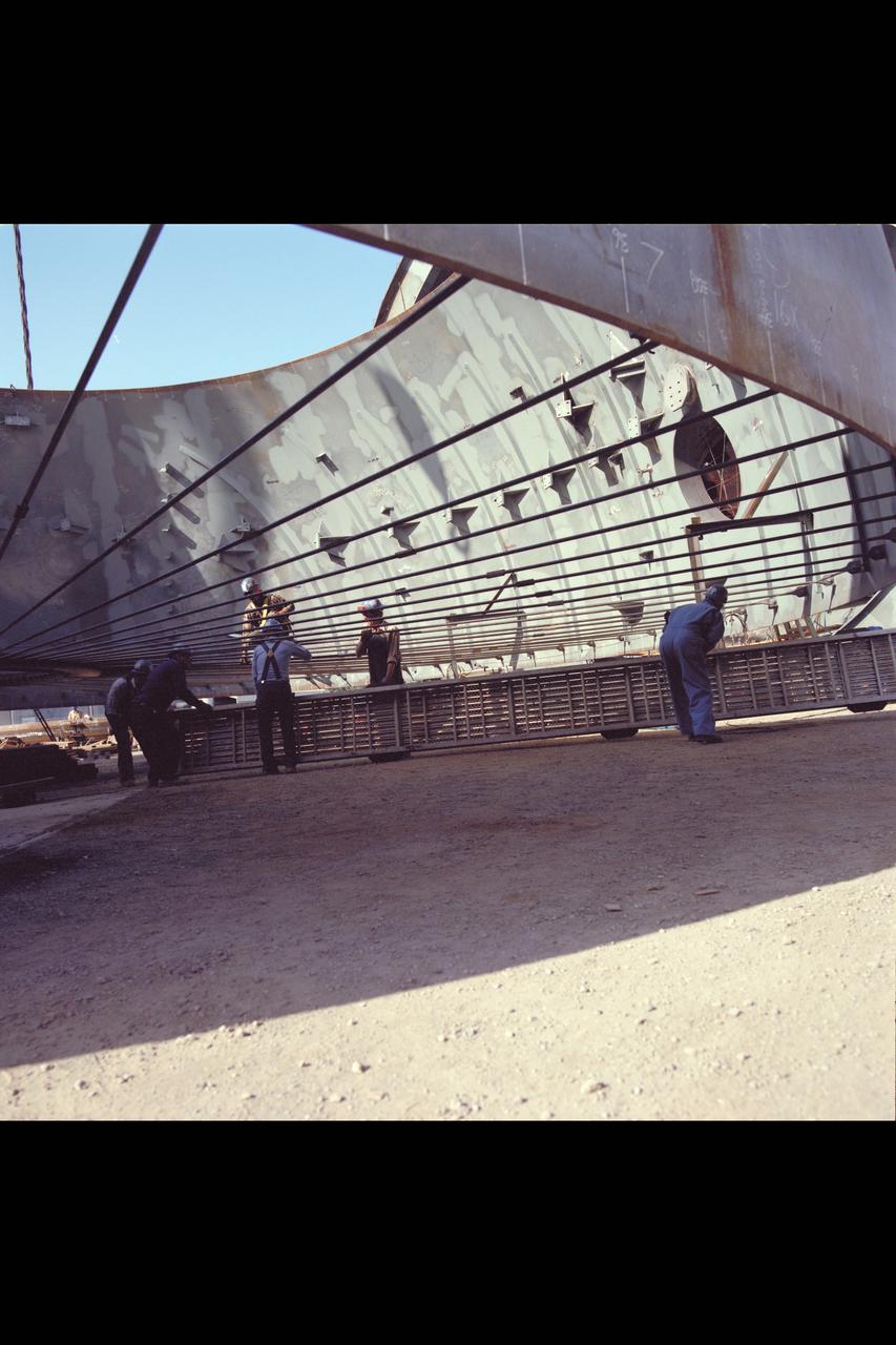 N-206 12ft Pressure Wind Tunnel reconstruction - settling chamber lift