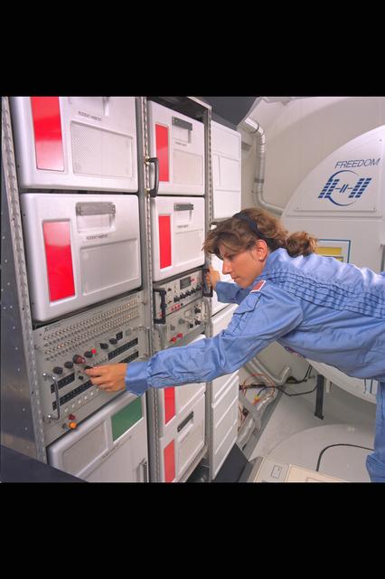 NASA image: ARC-1992-AC92-0401-3