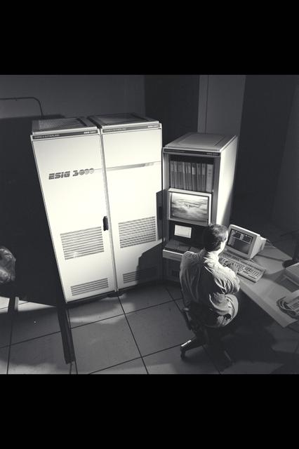 NASA image: ARC-1993-A93-0590-2