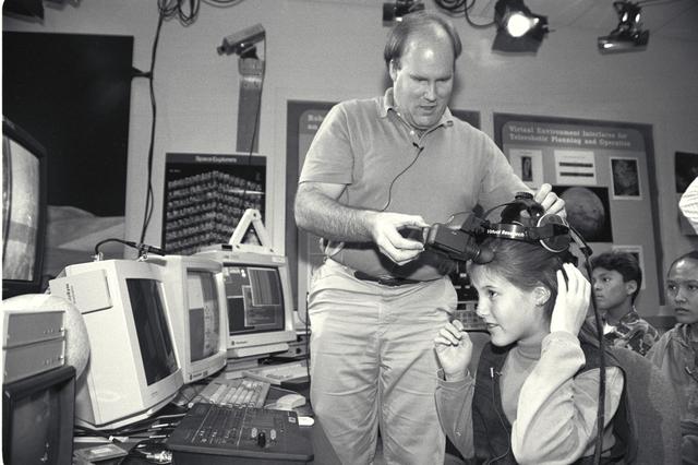 NASA image: ARC-1993-A93-0608-1