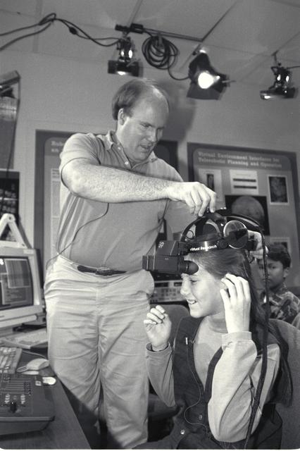 NASA image: ARC-1993-A93-0608-9