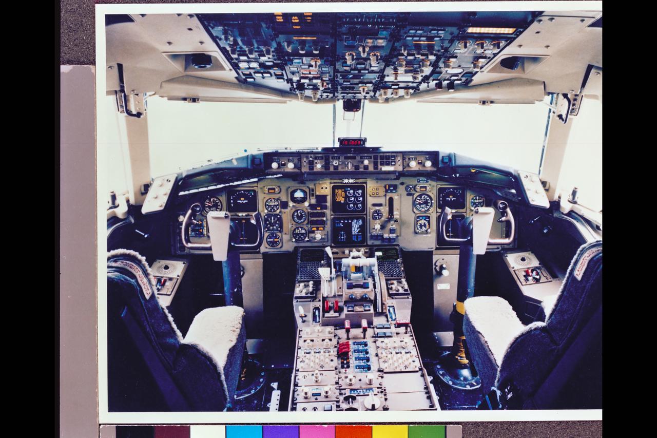 Boeing 767 - 757 'Two Man' Cockpit