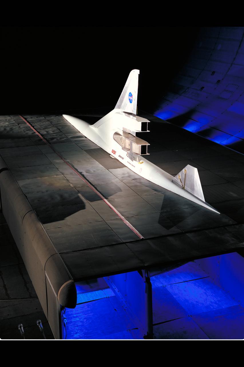 HEAT (High-Lift Engine Aeroacoustics Technology) Model test-596 in 40x80ft w.t.