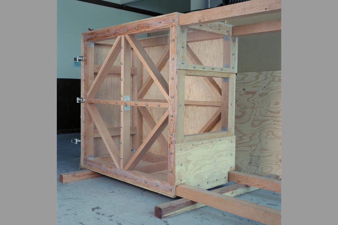 Life Sceince Division Facilities, Labs and Personnel  (Code-SL)