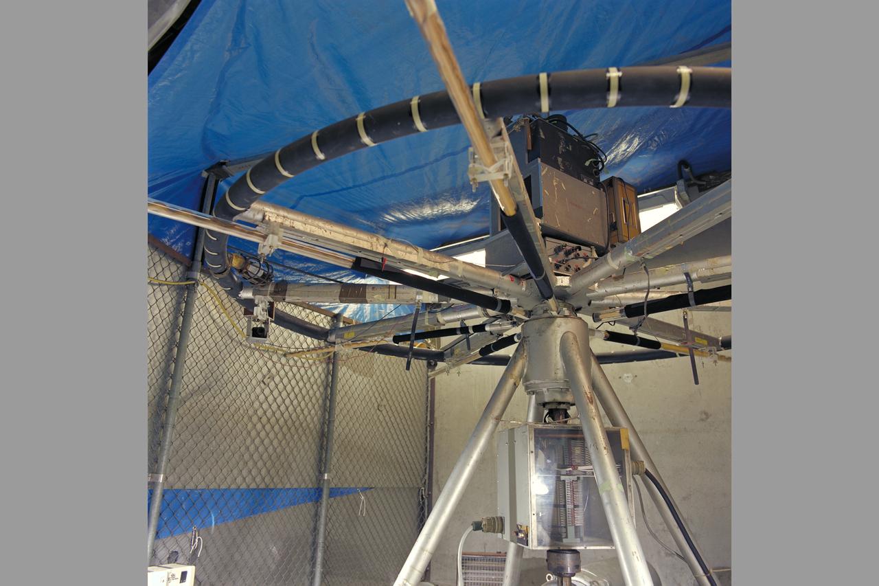 Life Sceince Division Facilities, Labs and Personnel  (Code-SL)