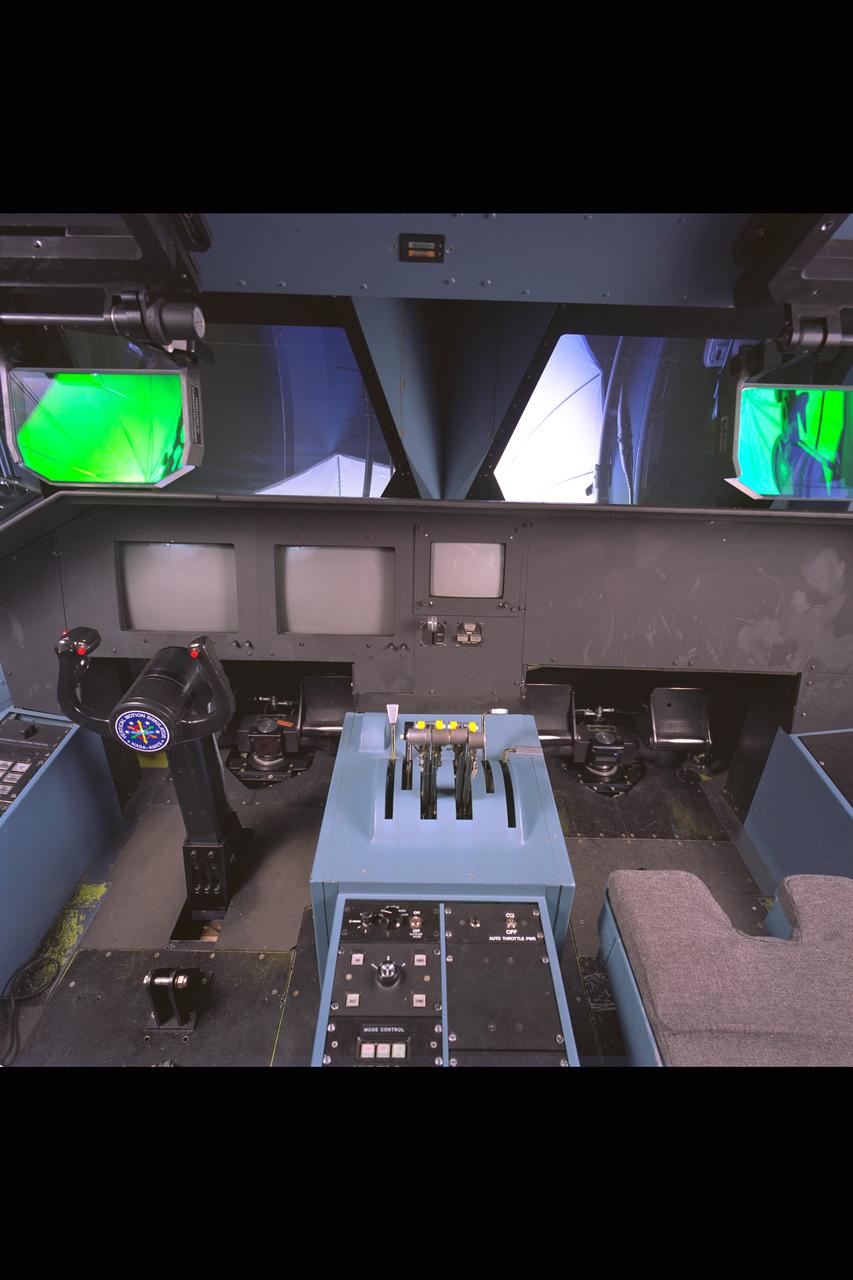 NASA Ames VMS (Vertical Motion simulator) S-Cab: Cockpit, Control Panel and heads-up displays