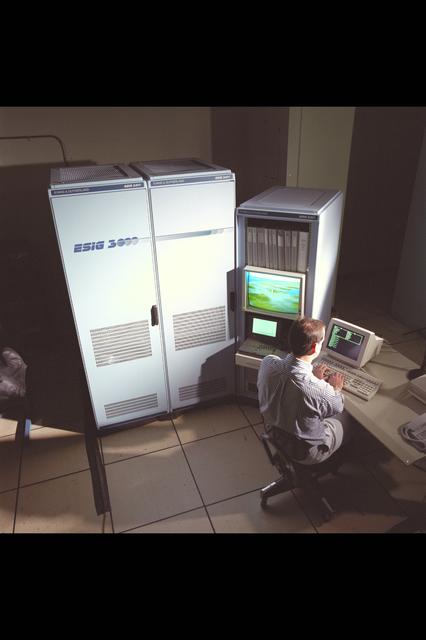 NASA image: ARC-1993-AC93-0590-1