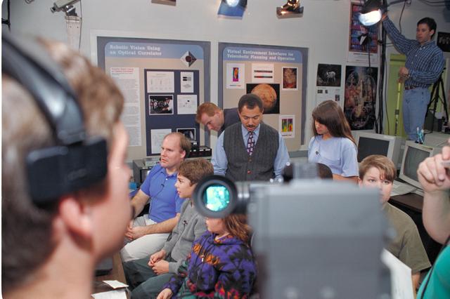 NASA image: ARC-1993-AC93-0608-81