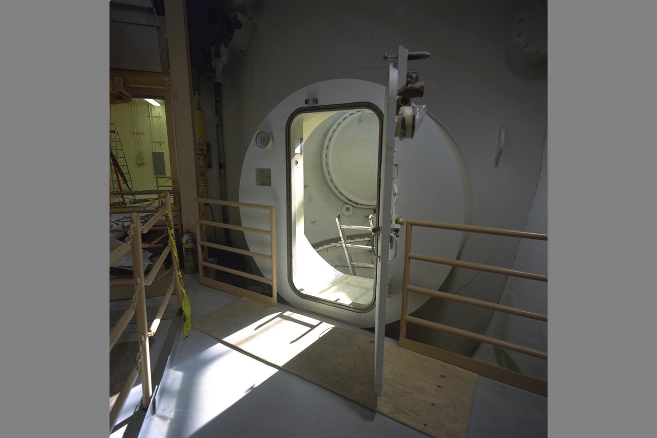 N-206 NASA Ames Research Center 12ft Pressure Wind Tunnel. reconstruction - test section door