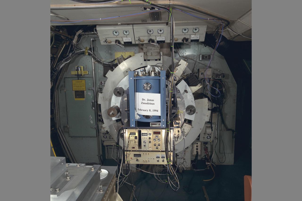 C-141 KAO (NASA-714) with Dr Jonas Zmudzinas Experiment onboard