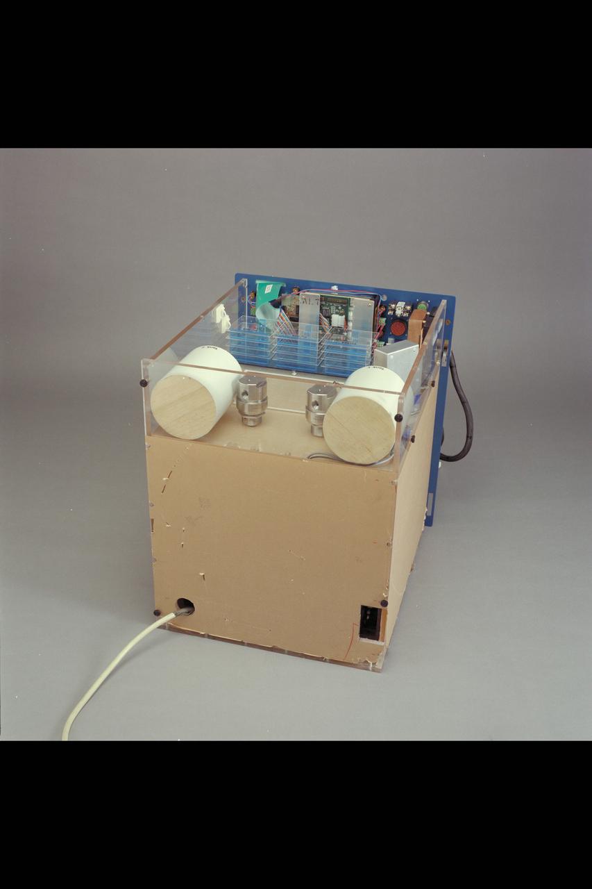 N-213 Advanced Animal Habitat (AAH)