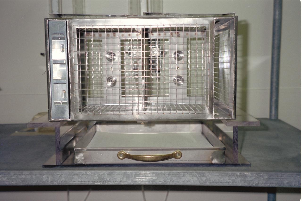 N-213 Advanced Animal Habitat (AAH)