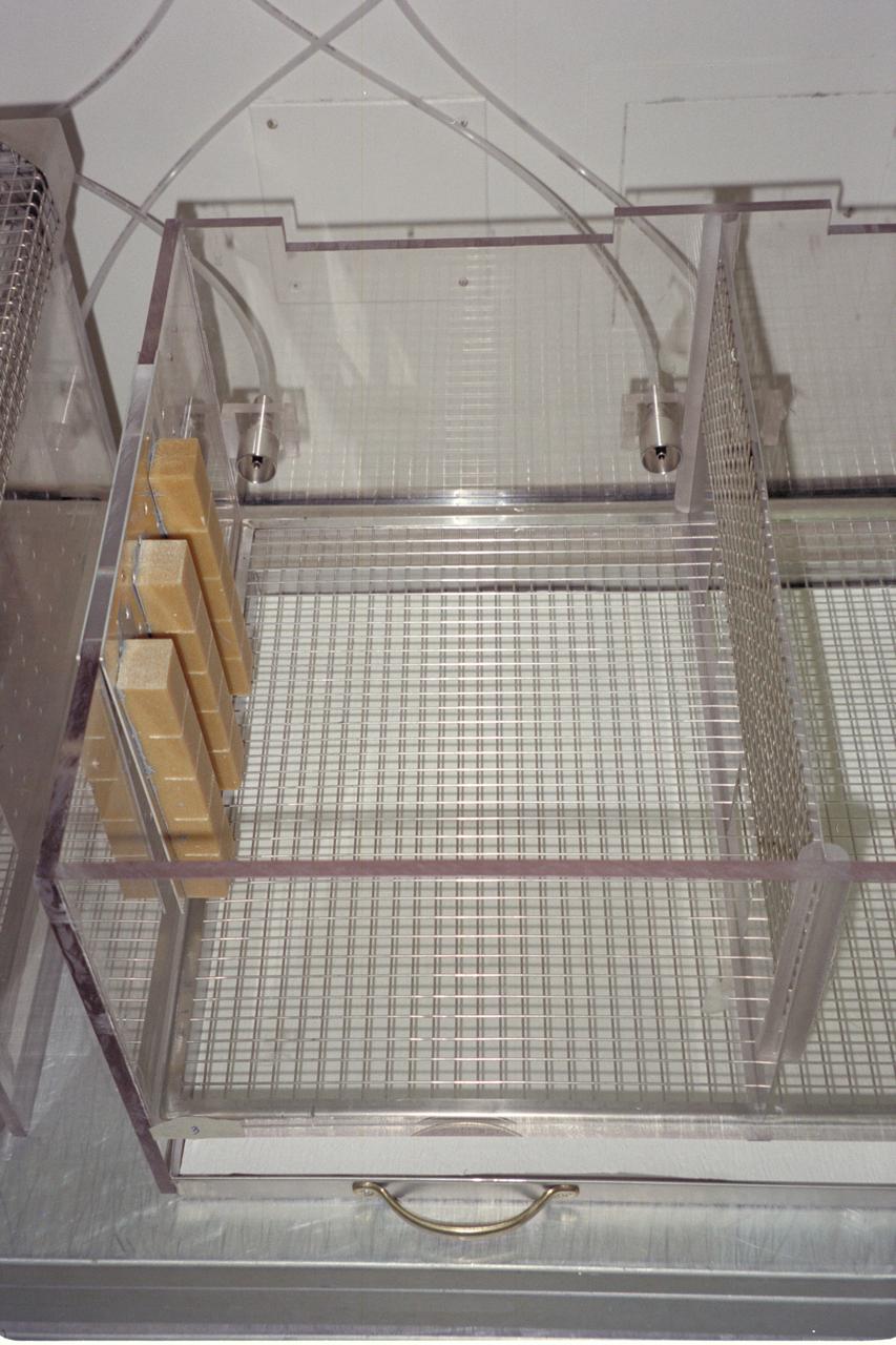 N-213 Advanced Animal Habitat (AAH)