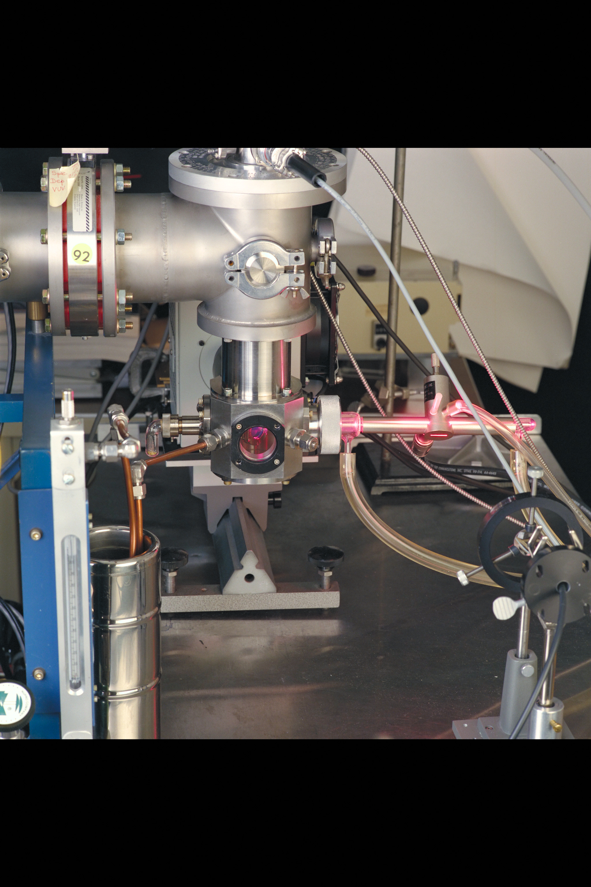 N-245 Astrochemisty Laboratory: Luminescence System, Absorption Configuration Hydrogen Lamp, Ozone Line and Infrafed Spectrometer. (alamandola)
