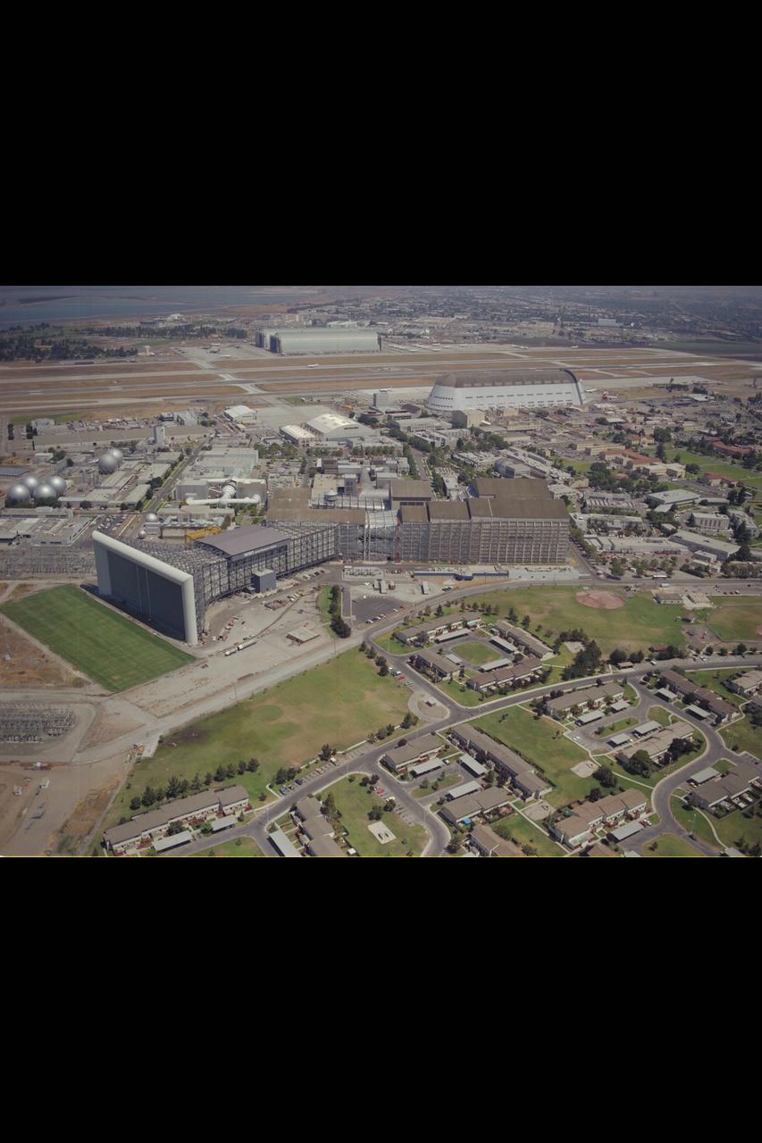 aerial of the new NFAC facility N-221 (40x80x120ft. w.t)