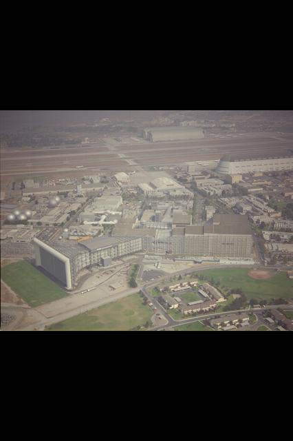 NASA image: ARC-1995-AC87-0796-9