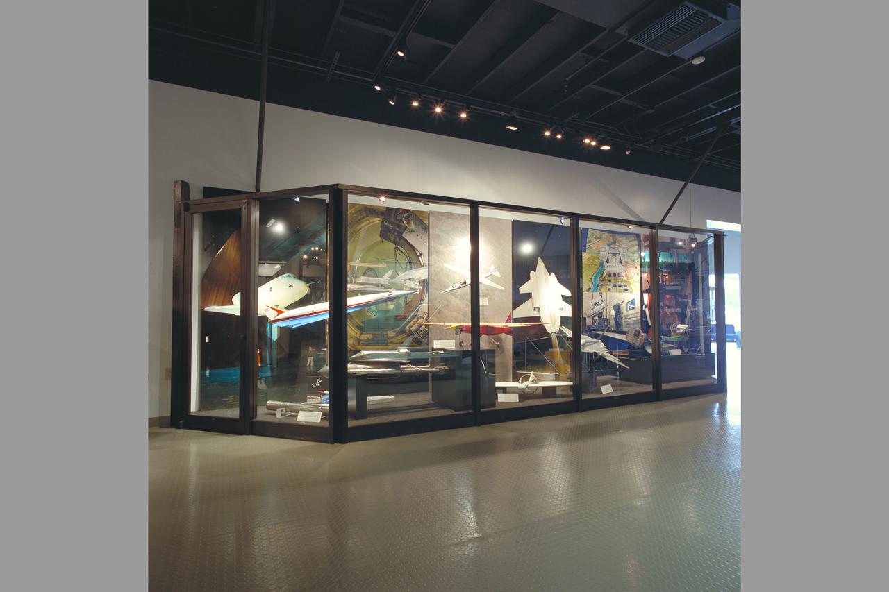 N-233 Visitor Information Center (VIC): Aeronautics Exhibit