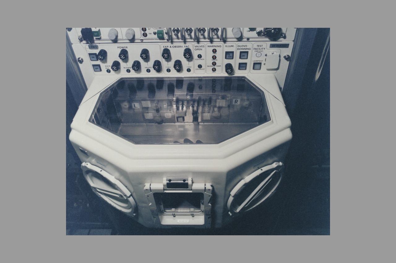 European Space Agency's Biorack glovebox