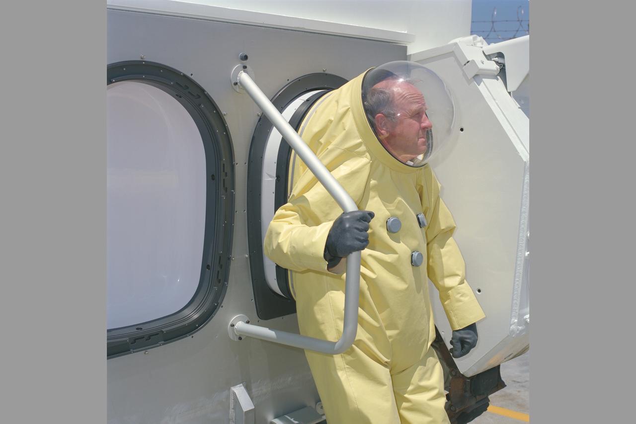 NASA AMES HAZMAT (Hazardous Materials) PLSS pack with Doug Smith at FMC test ground