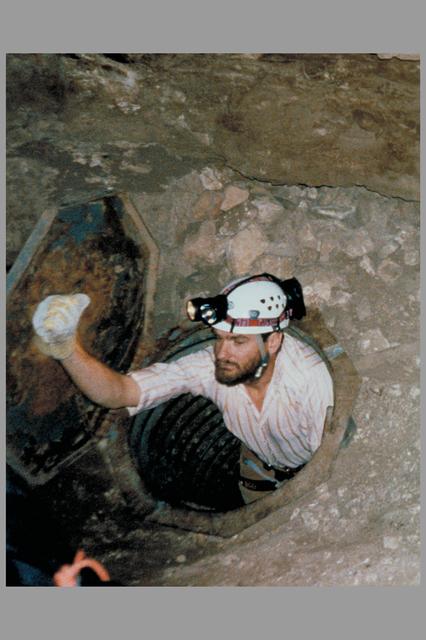 ARC-1996-AC96-0316-6