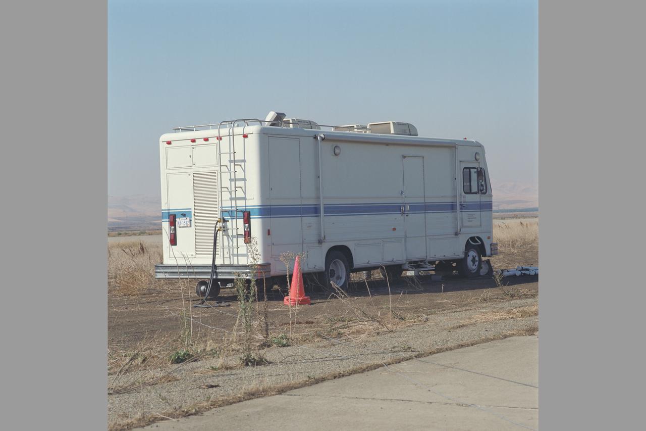 MD-900 (N900MH) Helicopter Noise Abatement Test - Crows Landing, Van