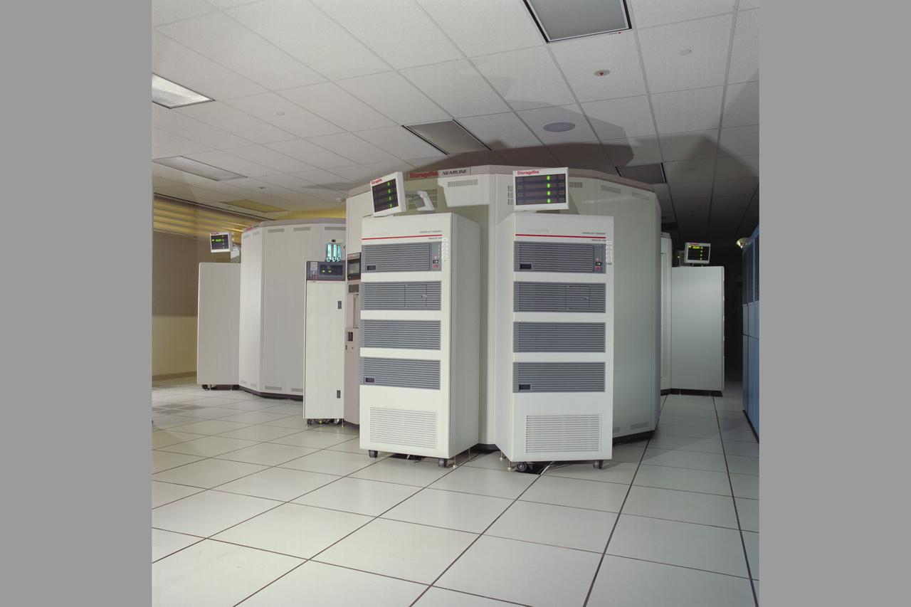 N-258 NAS (Numerical Aerodynamic Simulation) Computers - Storagetek