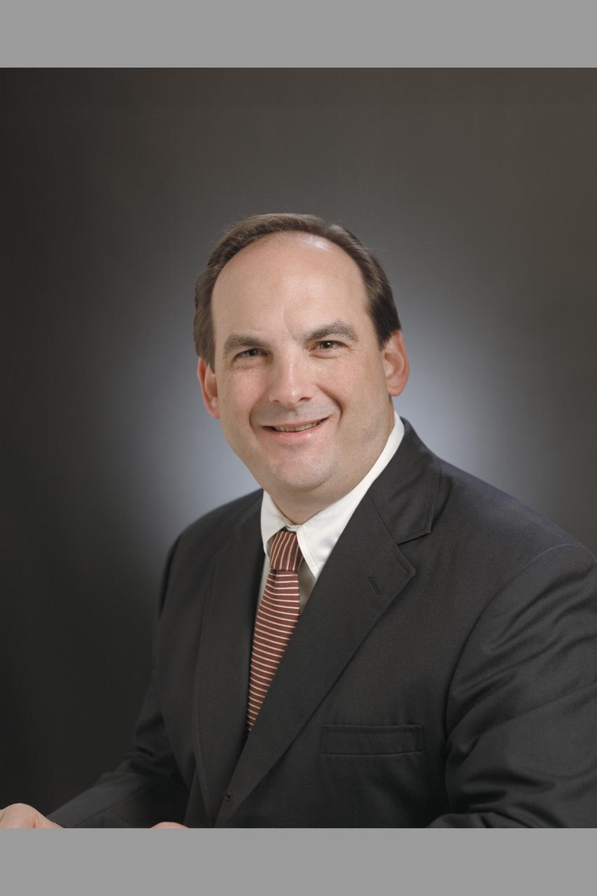 Portrait: Ken Ford, Associate Director for Information Technology