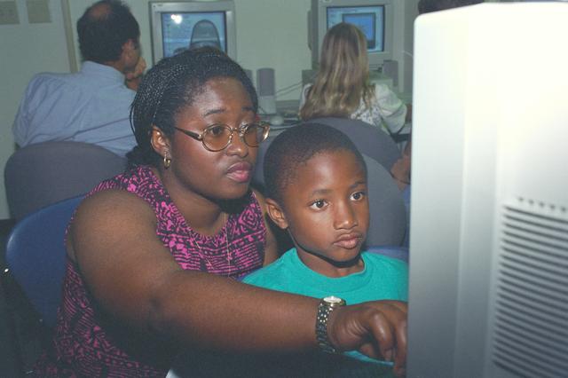 NASA image: ARC-1997-AC97-0201-1