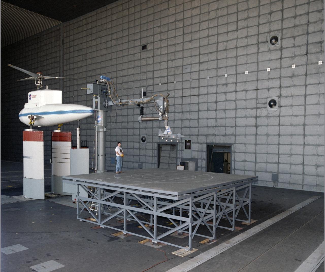 Lockheed Martin Joint Strike Fighter (JSF) model LM-80-2, jet effects test 80x120ft. w.t. Test-80-0029 with Paul Askins