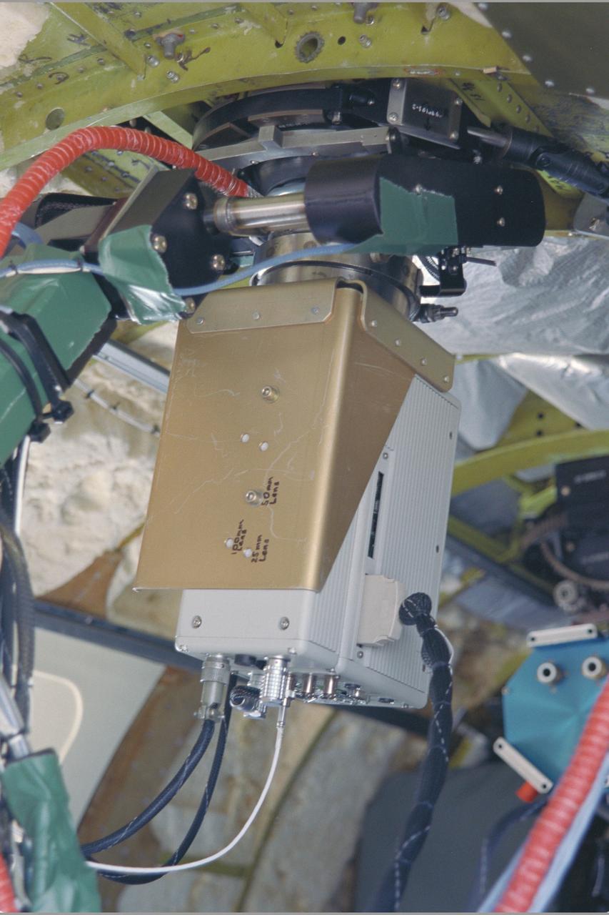 Lear Jet (NASA 805) NAIMS (NASA Airborne Infrared measurement system) Experiment