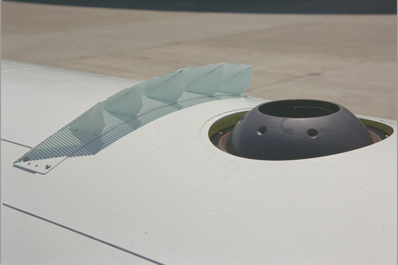 Lear Jet (NASA 805) NAIMS (NASA Airborne Infrared measurement system) Experiment - exterior telescope