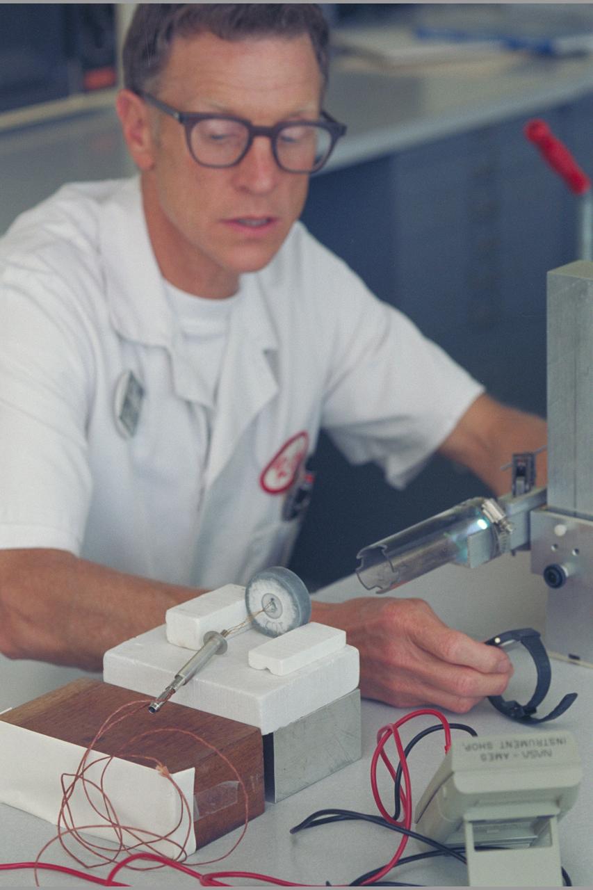 X-33 (Leeward) Aeroshell flight test instrumentation bond verification procedure (shop)