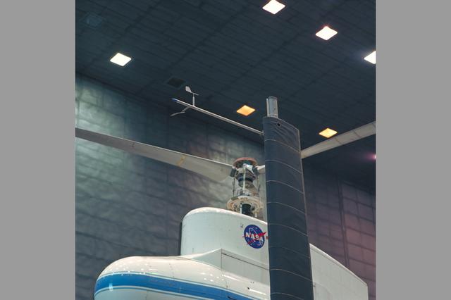 NASA image: ARC-1998-AC98-0261-4