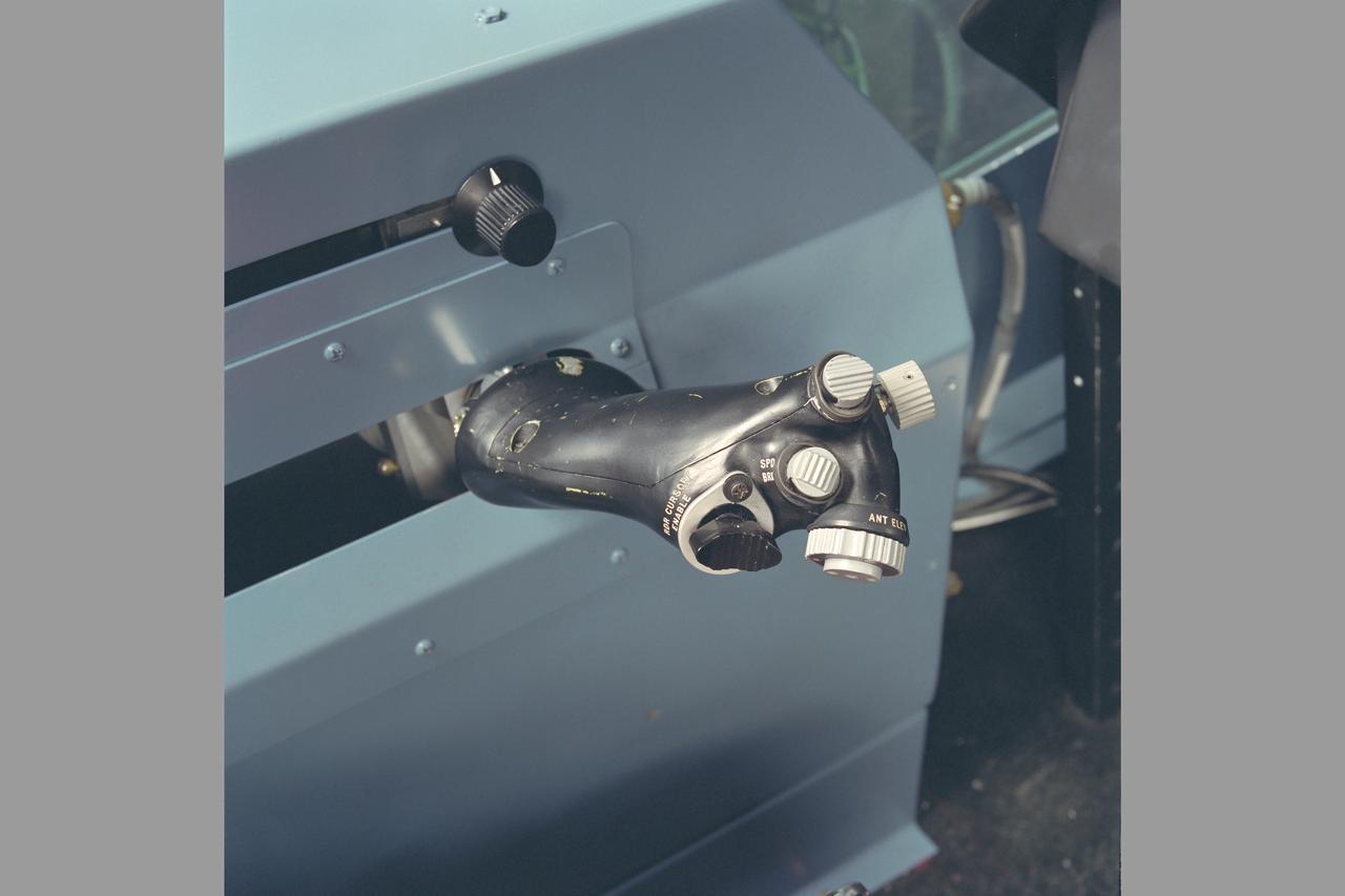 Lockheed JSF (Joint Strike Fighter) Project: VMS F-Cab  - trottle