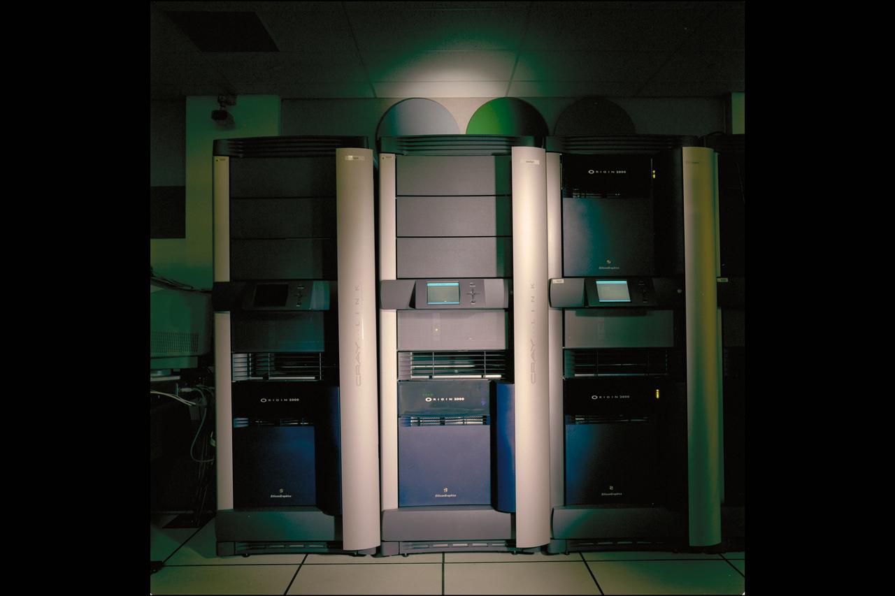 NAS Origin 2000 Computer System - 8 processors 'EVELYN' station