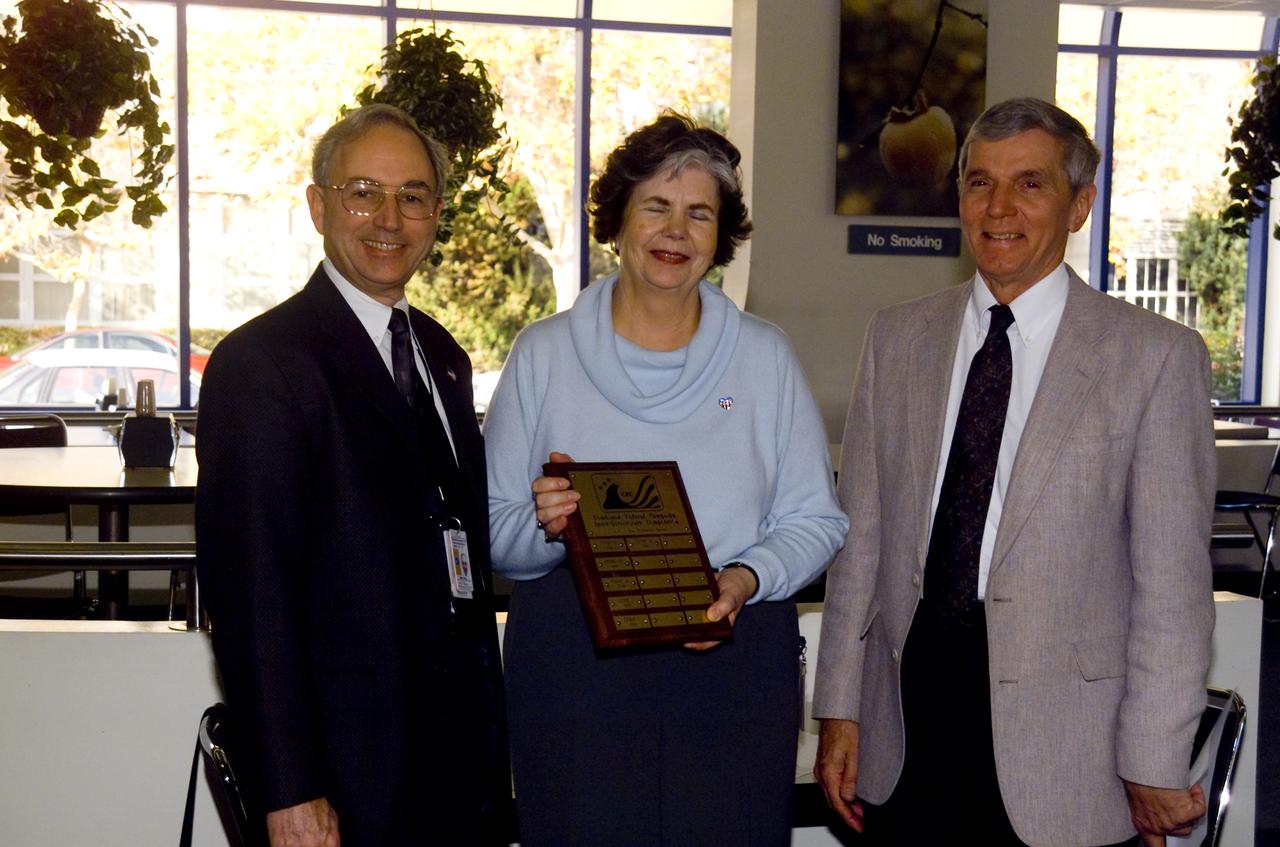 CFC Awards ceremony: (L) Bill Berry, Grace Ann Weiler (C) Ames 2001 CFC chairperson and 'Skip' Fletcher, Aerospace Directorate.