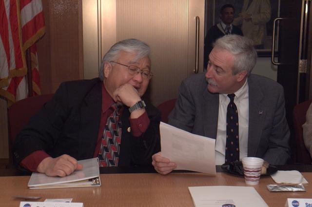 NASA Administrator Sean O'Keefe comes to Ames for employee briefing and tour. Mike Honda U.S. Congressman attends briefing during NASA Administrator Sean O'keef first visit to Ames