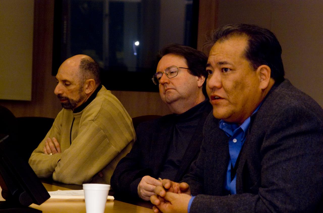 Kevin Peterson Dryden Flight Research Center Director meets with Dr Harry McDonald on collaborative research programs