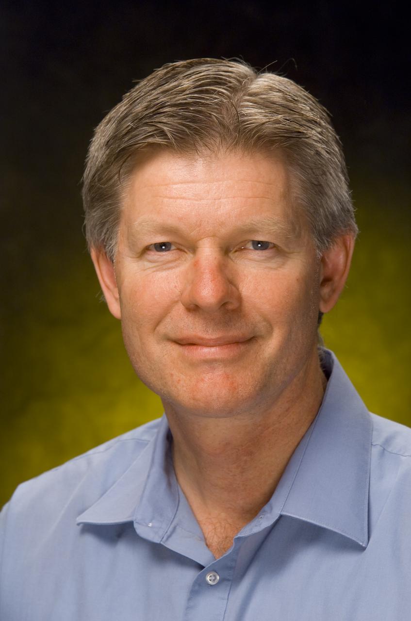 Portrait: John Steen