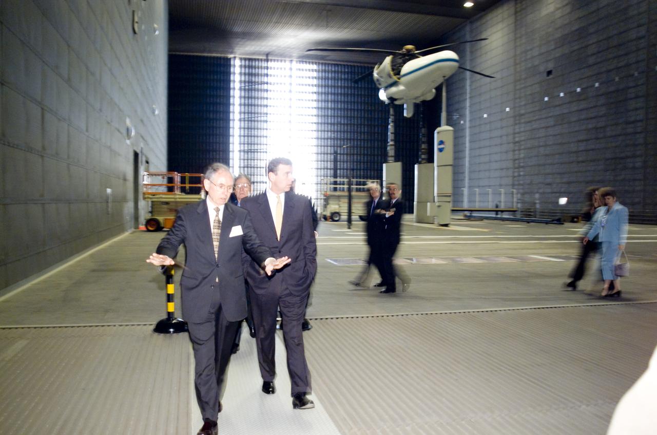 British royalty visits Ames; Prince Andrew, Duke of York on tour of 80x120ft Wind Tunnel