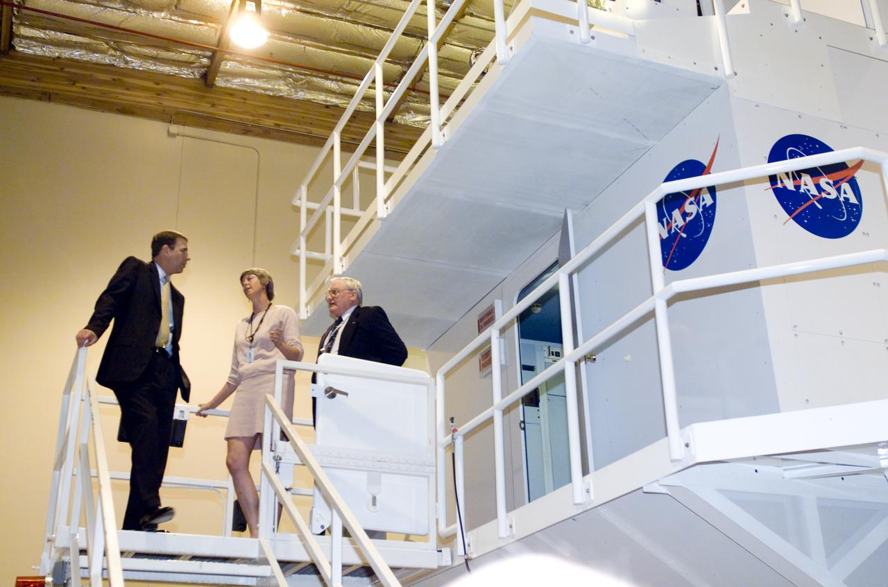 British royalty visits Ames; Prince Andrew, Duke of York on tour of CVSRF