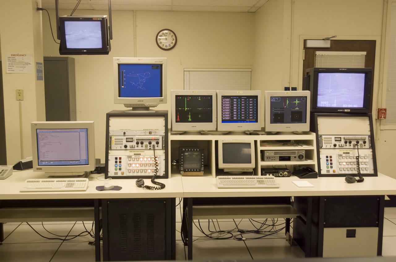 VMS: F-Cab Comache Project configuration - control room n-243