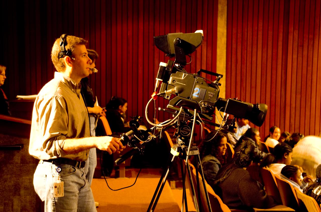 Sun-Earth Day WEBCAST - NASA TV; Host Paul Mortfield, Astronomer Stanford Solar Center and visiting students from San Francisco Bay Area Schools David Maurantonio, Videographer operates camera