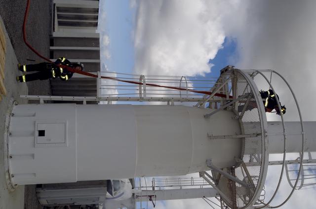 NASA image: ARC-2002-ACD02-0077-043