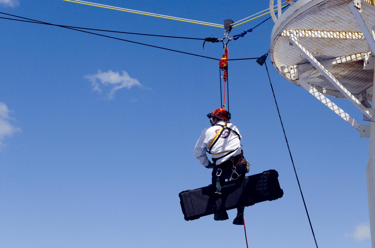 DART Exercise 2002 'Response to Terrorism' aircraft rescue