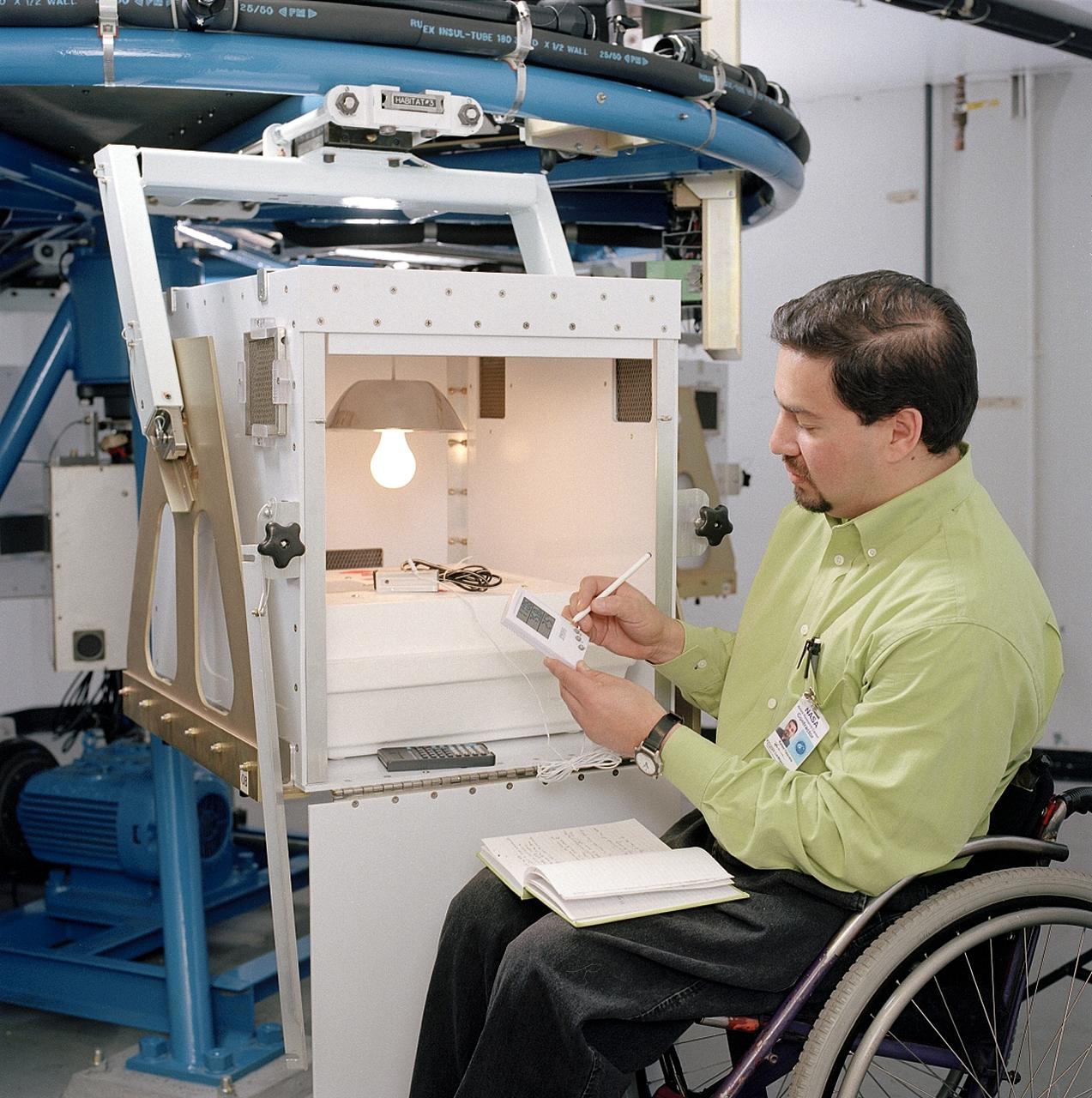 N-239A: 8ft centrifuge facility: Centrifuge and incubator with Omar Talavera