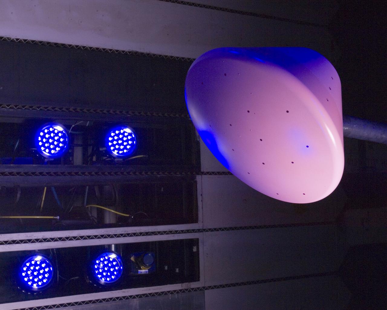 CEV model with pressure sensitive paint (PSP) test 11-0148 in the 11ft Ames wind tunnel